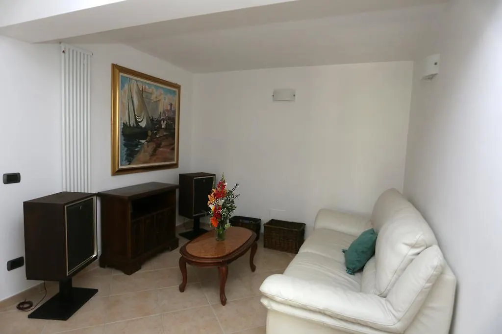 Vendégház Le Roverelle Di Gorleri Hotel Diano Marina